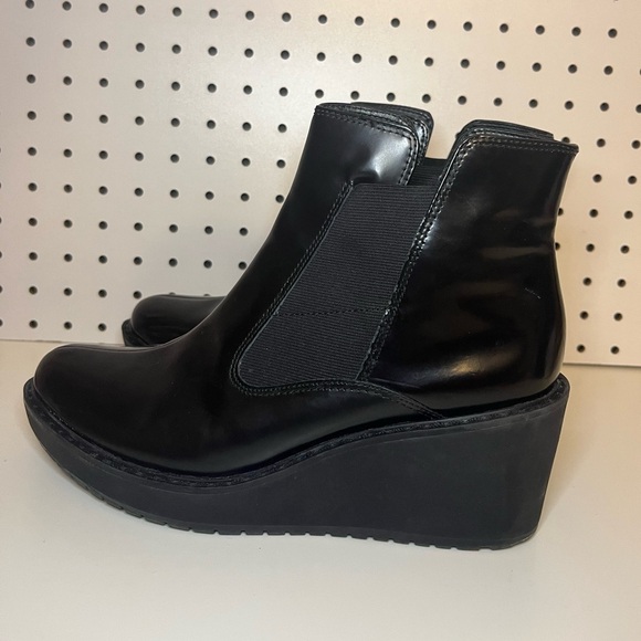 Clarks Marcelle Game, Black Ankle Wedge Booties - Picture 3 of 16